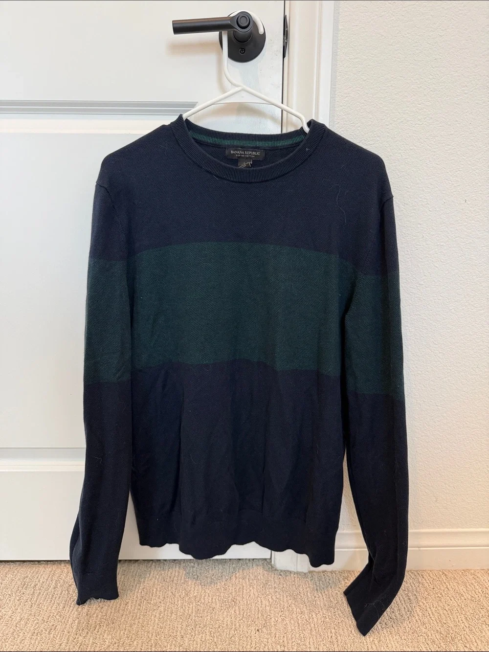 Banana Republic Men's Crewneck Sweater in Navy & Forest Green